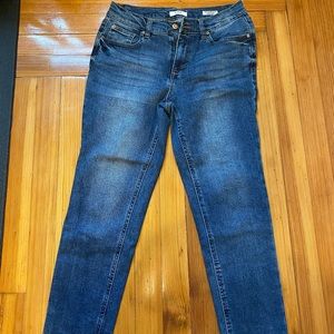 Kensie Skinny Crop Jeans, Size 8/29 - Medium wash